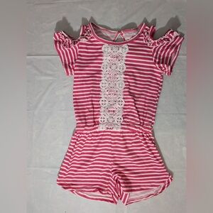 One Step Up, open-shoulder sleeves and a white crochet trim. Size 4t